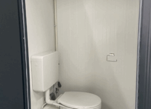 Staand toilet met vermaler