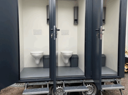 Toiletwagen 3 toiletten