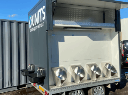 Toiletwagen 4 urinoirs