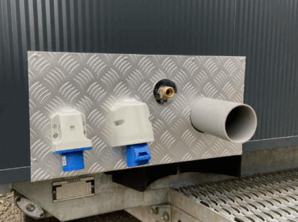 Toiletwagen aansluiting